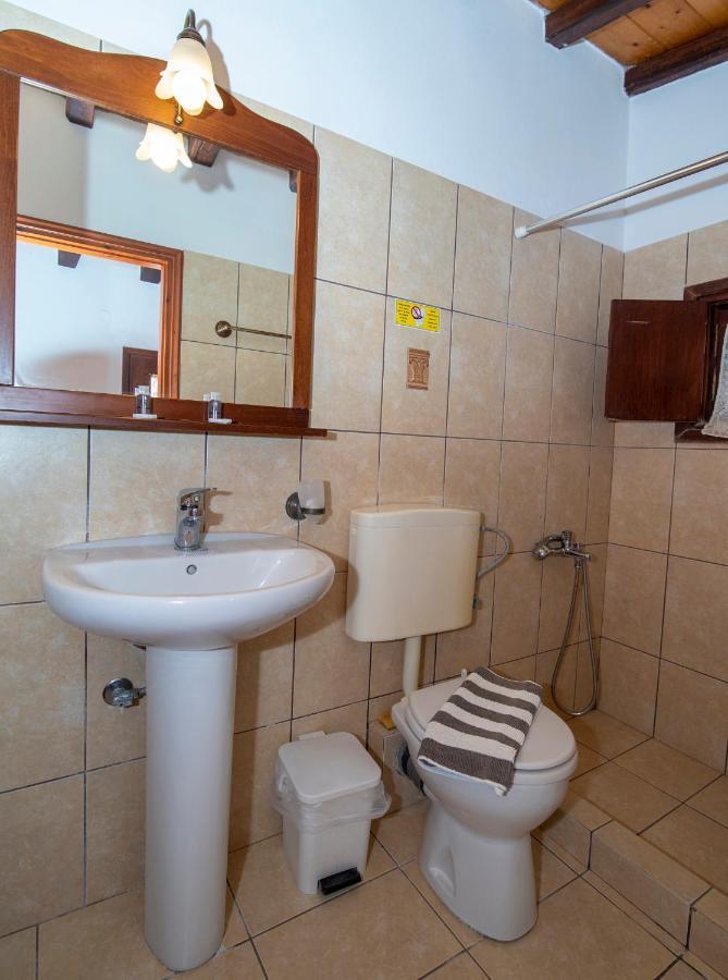Goulas Traditional 2* Monemvasía
