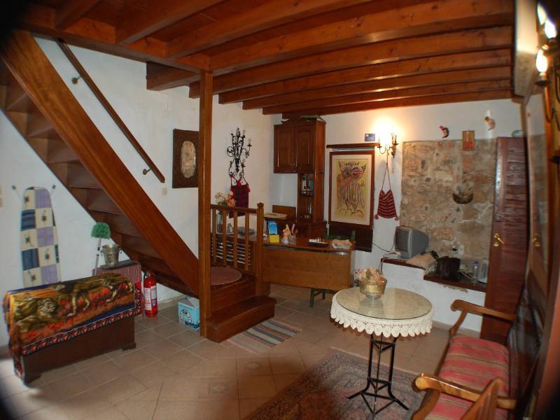 Goulas Traditional 2* Monemvasía